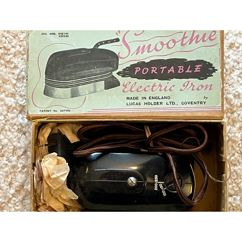 Vintage 1940s-1950s Smoothie Portable Electric Iron - Lucas Holder Ltd, England